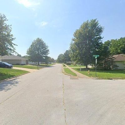 619 E Wilson St, Republic, MO 65738