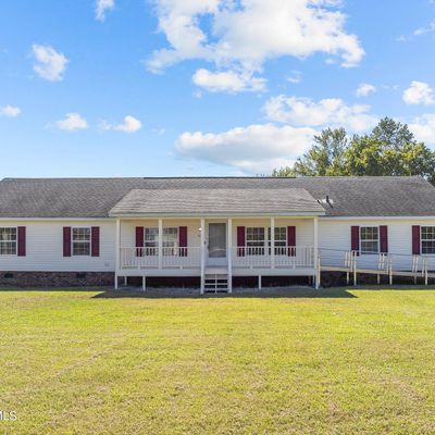 5525 White Line Road, Ayden, NC 28513