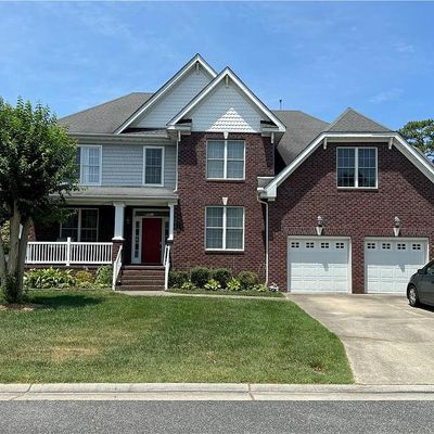 553 Hunts Pointe Dr, Virginia Beach, VA 23464