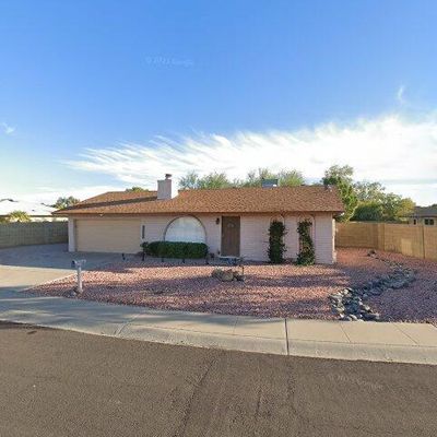 5531 W Greenbriar Dr, Glendale, AZ 85308