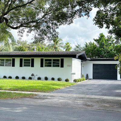 5532 Sw 1 St St, Plantation, FL 33317