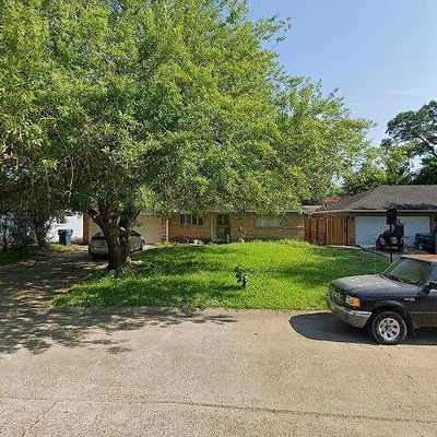 5538 Mackinaw St, Houston, TX 77053