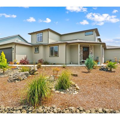 556 Fairway Estates Dr, Sutherlin, OR 97479