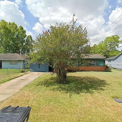 5619 Rue St, Houston, TX 77033