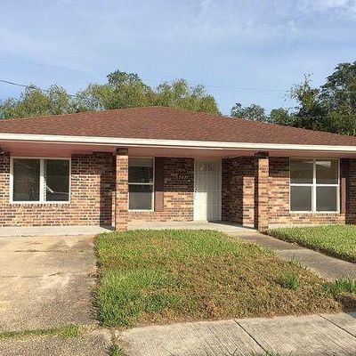 5637 6 Th St, Violet, LA 70092