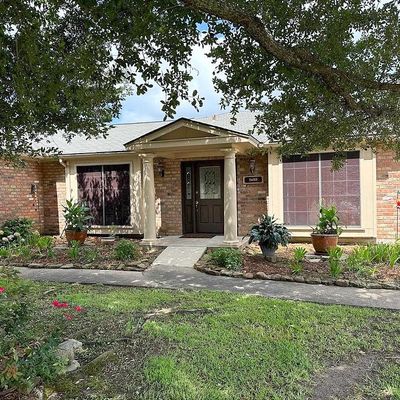 5650 Longwood St, Beaumont, TX 77707