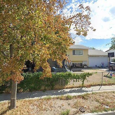 5651 S China Clay Dr, Salt Lake City, UT 84118