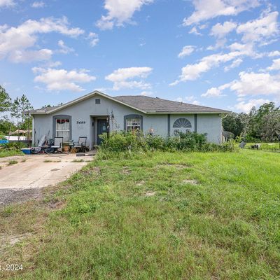 5699 Merritt St, Mims, FL 32754