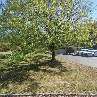 57 Redwood Ter, Flemington, NJ 08822