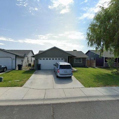 570 L St Se, Ephrata, WA 98823