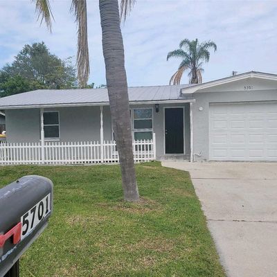 5701 66 Th Ave N, Pinellas Park, FL 33781