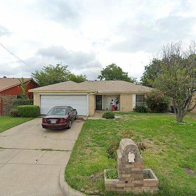 5705 Pinson St, Fort Worth, TX 76119