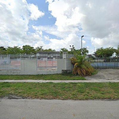 5715 Nw 21 St St #18 E, Lauderhill, FL 33313