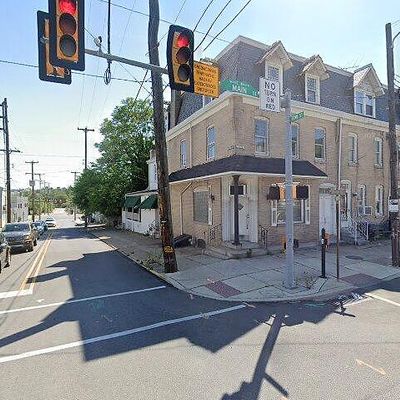 572 E Main St, Norristown, PA 19401