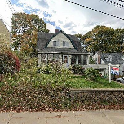 573 Liberty St, Meriden, CT 06450