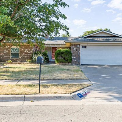 5735 1 St Pl, Lubbock, TX 79416