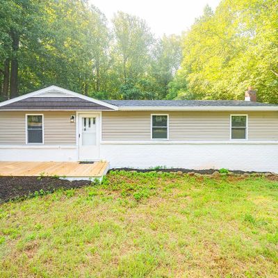 577 Thomas Rd, Madison Heights, VA 24572