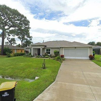 580 Delmonico St Ne, Palm Bay, FL 32907