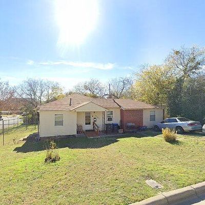 5801 Manhattan Dr, Fort Worth, TX 76107