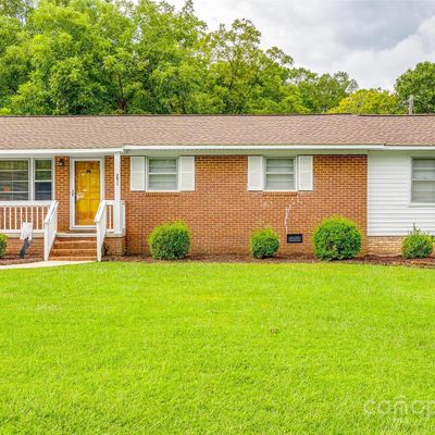 5811 Willowbrook St, Fort Lawn, SC 29714