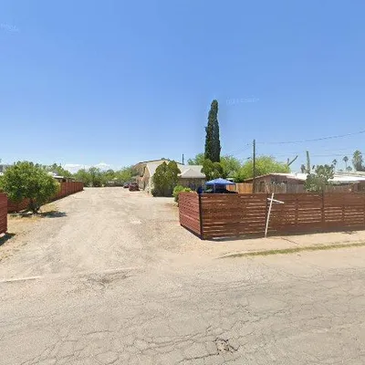 5818 E 26 Th St, Tucson, AZ 85711