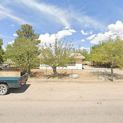 5820 Ledesma Dr, Dona Ana, NM 88032