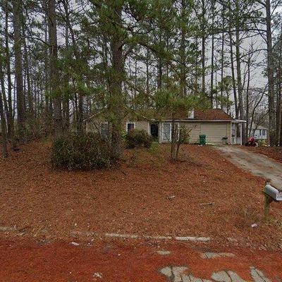 650 Fairforest Ct, Stone Mountain, GA 30088