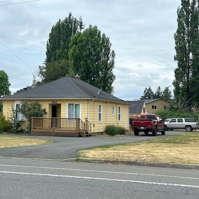 6506 Armar Rd, Marysville, WA 98270