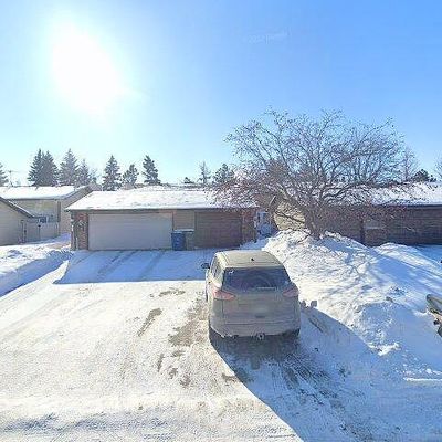 651 Beech Ln, Moorhead, MN 56560