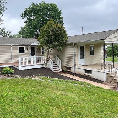 654 Mock Rd, Pottstown, PA 19464