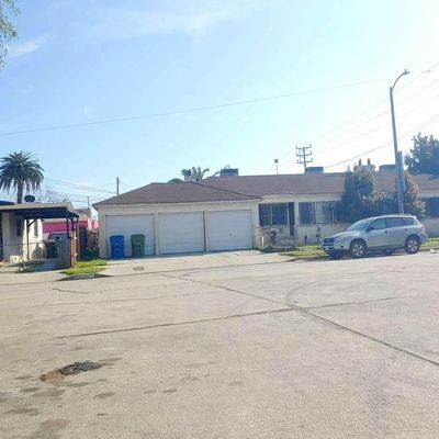 654 W 98 Th St, Los Angeles, CA 90044