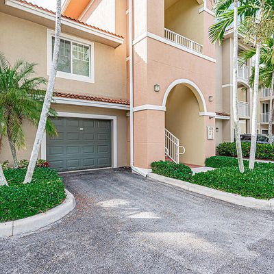 6573 Emerald Dunes Dr, West Palm Beach, FL 33411