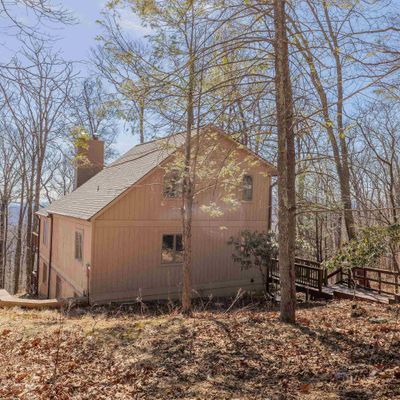 66 Dogwood Rd, Roseland, VA 22967