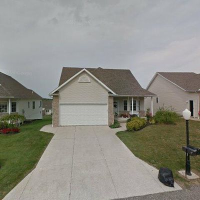 6605 Meadowland Cir, Erie, PA 16509