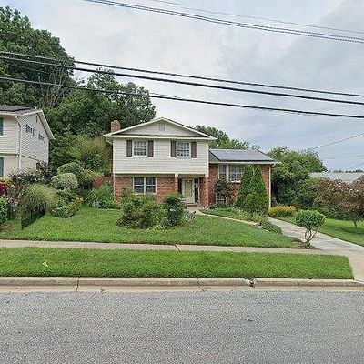 6607 Adrian St, New Carrollton, MD 20784