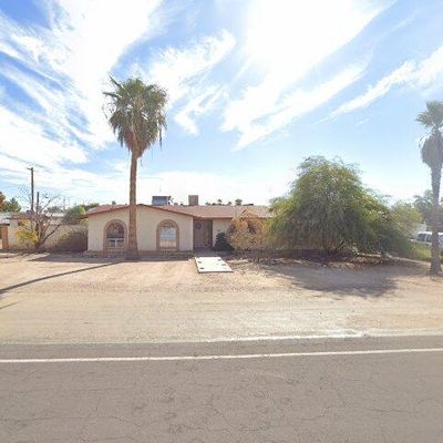 6617 E Holiday Dr, Mesa, AZ 85215