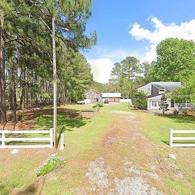 6626 Chauncey Town Rd, Lake Waccamaw, NC 28450