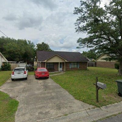 663 Demere St, Hinesville, GA 31313