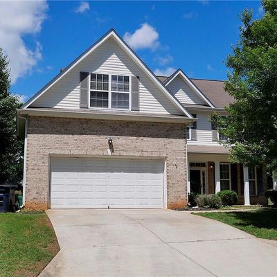 665 Pecan Ridge Cir, Kernersville, NC 27284