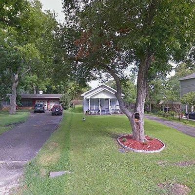 6655 Hansen Blvd, Groves, TX 77619