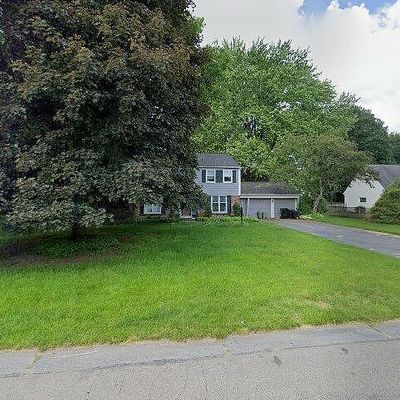 67 Sturbridge Ln, Pittsford, NY 14534