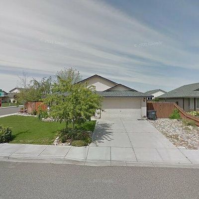 6707 Comiskey Dr, Pasco, WA 99301