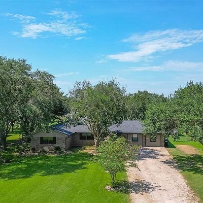 6710 Quail Park Ln, Needville, TX 77461