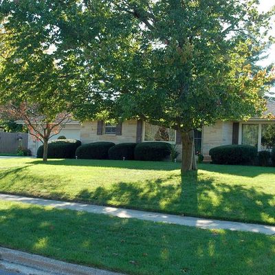 672 S 14 Th Ave, West Bend, WI 53095