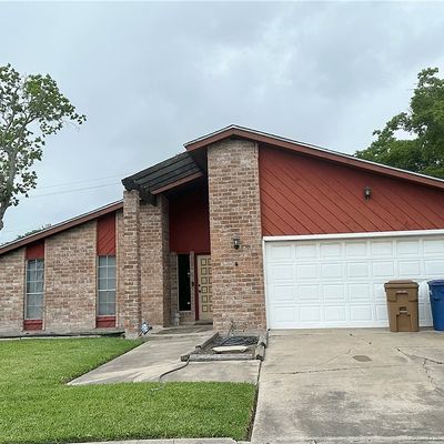 6721 Canyon Creek Dr, Corpus Christi, TX 78413