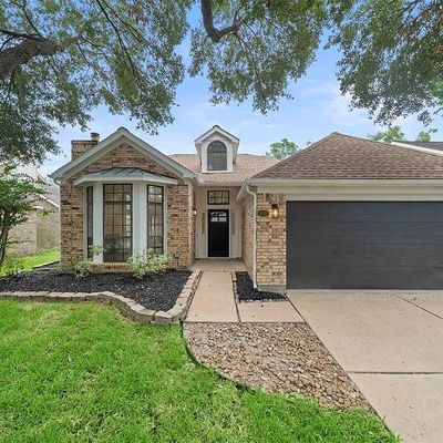 6722 Redwood Falls Dr, Pasadena, TX 77505