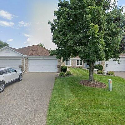 673 Markgrafs Lake Dr, Saint Paul, MN 55129