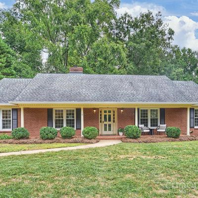 6740 Newhall Rd, Charlotte, NC 28270