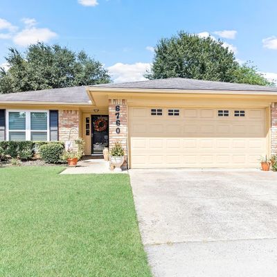 6760 Gladys Ave, Beaumont, TX 77706