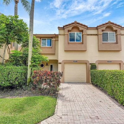 6772 Via Regina, Boca Raton, FL 33433